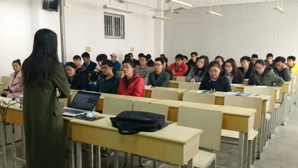 科大國創軟件股份來計算機與信息學院舉辦專場招聘會